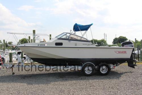 Boston Whaler Revenge avis et fiche technique
